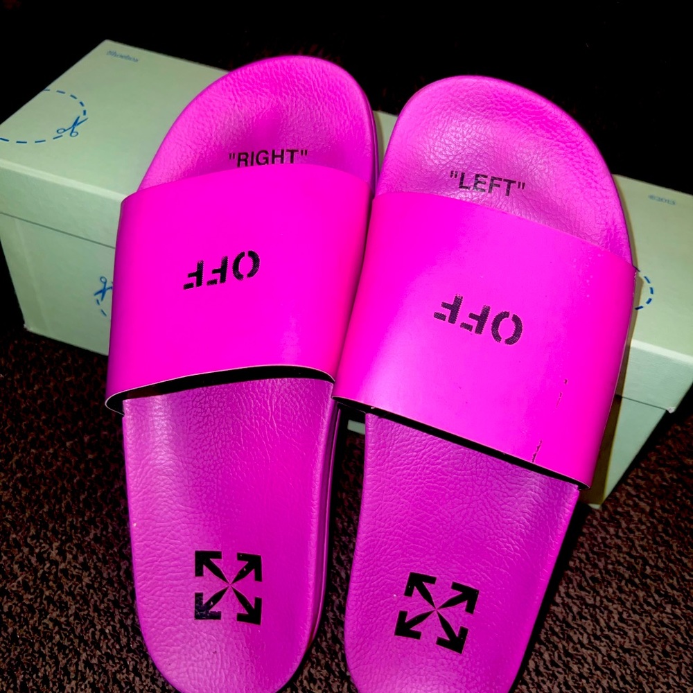 Off- white hot pink logo pool slides 😍